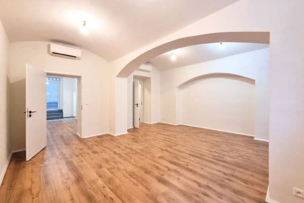 Pronájem nebytového prostoru 68 m², Žitomírská, Hlavní město Praha Pronájem nebytového prostoru 68 m², Žitomírská, Hlavní město Praha