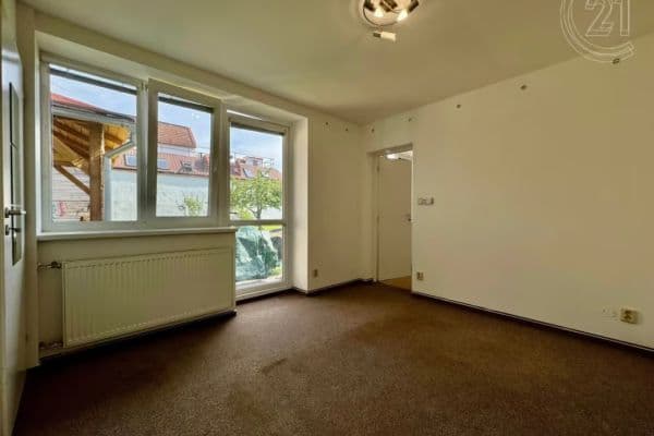 Pronájem bytu 2+kk 27 m², Banskobystrická, Brno Pronájem bytu 2+kk 27 m², Banskobystrická, Brno