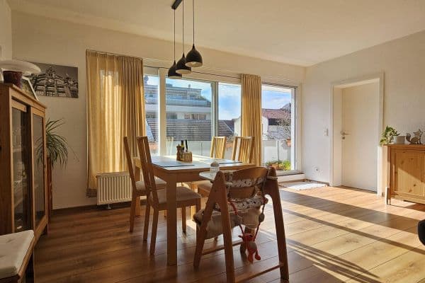 Prodej bytu 3+1 77 m², Heppenheim Prodej bytu 3+1 77 m², Heppenheim