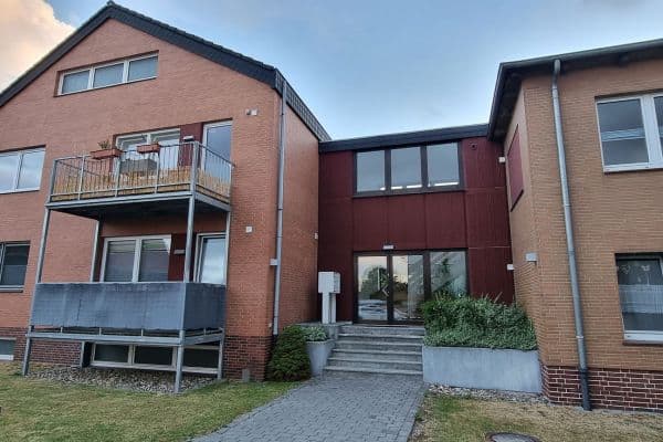 Pronájem bytu 2+1 47 m², Ilsede Pronájem bytu 2+1 47 m², Ilsede
