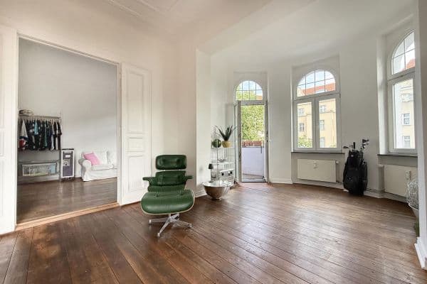 Prodej bytu 3+1 106 m², Königin-Elisabeth-Str. 55, Berlin, Berlín Prodej bytu 3+1 106 m², Königin-Elisabeth-Str. 55, Berlin, Berlín