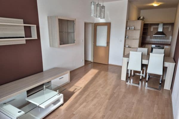 Pronájem bytu 2+kk 50 m², Sokolovská, Čelákovice Pronájem bytu 2+kk 50 m², Sokolovská, Čelákovice