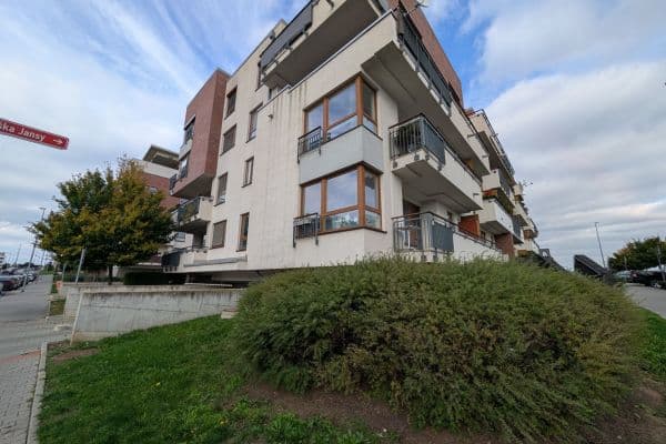 Pronájem bytu 2+kk 49 m², Františka Jansy, Praha Pronájem bytu 2+kk 49 m², Františka Jansy, Praha