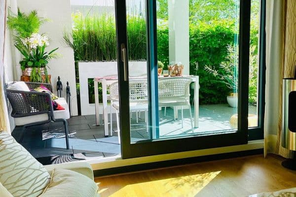 Prodej bytu 3+kk 81 m², Ria-Thiele-Str.25, Düsseldorf - Oberkassel Prodej bytu 3+kk 81 m², Ria-Thiele-Str.25, Düsseldorf - Oberkassel