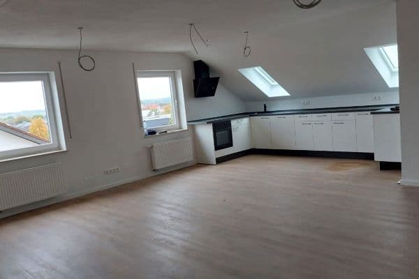 Pronájem bytu 2+1 70 m², Unterschneidheim Pronájem bytu 2+1 70 m², Unterschneidheim
