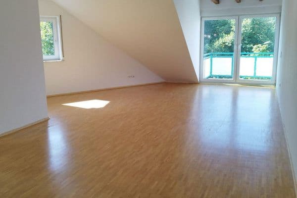 Pronájem bytu 3+1 89 m², Dreieich Pronájem bytu 3+1 89 m², Dreieich