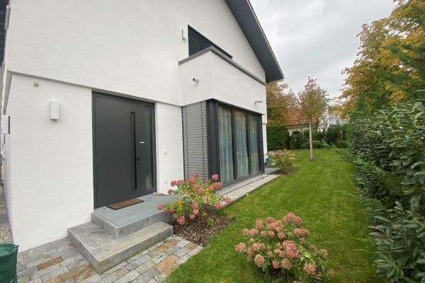 Pronájem bytu 2+1 64 m², Oberhaching, Bavorsko Pronájem bytu 2+1 64 m², Oberhaching, Bavorsko