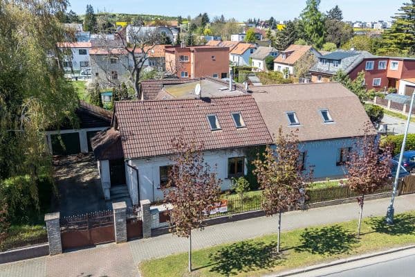 Prodej domu 230 m², pozemek 654 m², Na Hlavní, Praha Prodej domu 230 m², pozemek 654 m², Na Hlavní, Praha