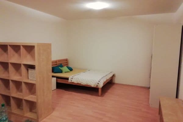 Pronájem bytu 1+1 42 m², U Tenisu, Jablonec nad Nisou Pronájem bytu 1+1 42 m², U Tenisu, Jablonec nad Nisou