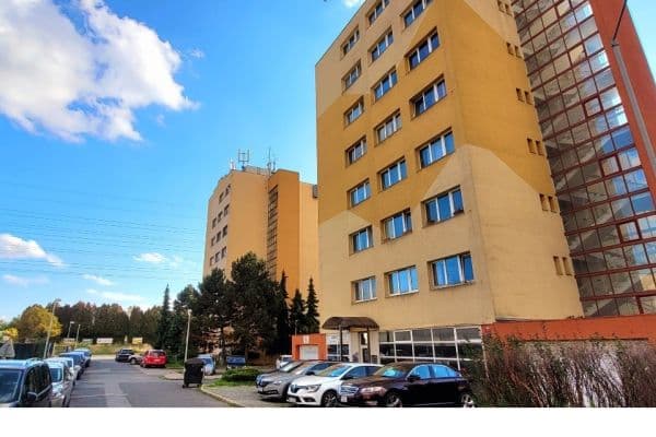Prodej bytu 2+kk 47 m², U Bazénu, Praha Prodej bytu 2+kk 47 m², U Bazénu, Praha