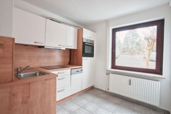 Pronájem bytu 2+1 69 m², Mannhagener Straße 5, Panten Pronájem bytu 2+1 69 m², Mannhagener Straße 5, Panten