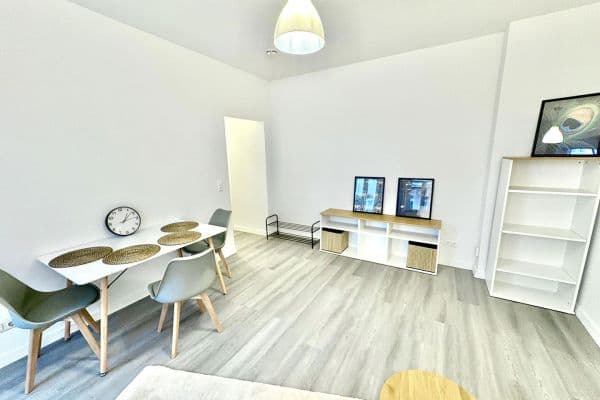 Pronájem bytu 2+1 41 m², Lutherstr.6, Magedburg, Sasko-Anhaltsko Pronájem bytu 2+1 41 m², Lutherstr.6, Magedburg, Sasko-Anhaltsko
