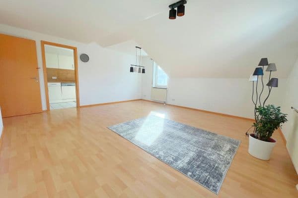 Pronájem bytu 3+kk 103 m², Pforzheim, Bádensko-Württembersko Pronájem bytu 3+kk 103 m², Pforzheim, Bádensko-Württembersko