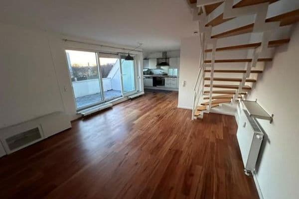 Pronájem bytu 2+kk 65 m², Böblingen Pronájem bytu 2+kk 65 m², Böblingen