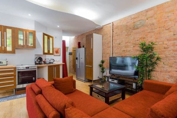 Pronájem bytu 1+kk 56 m², Ventúrska, Bratislava - mestská časť Staré Mesto Pronájem bytu 1+kk 56 m², Ventúrska, Bratislava - mestská časť Staré Mesto