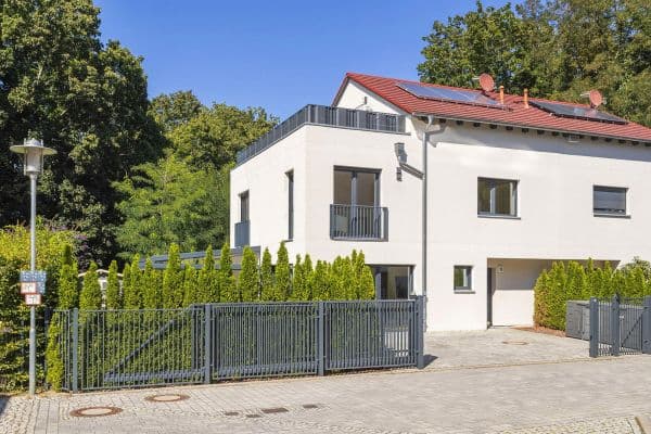 Prodej domu 175 m², pozemek 323 m², Potsdam Prodej domu 175 m², pozemek 323 m², Potsdam