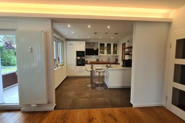 Prodej bytu 3+1 100 m², Krasseltweg 54, Hannover, Dolní Sasko Prodej bytu 3+1 100 m², Krasseltweg 54, Hannover, Dolní Sasko