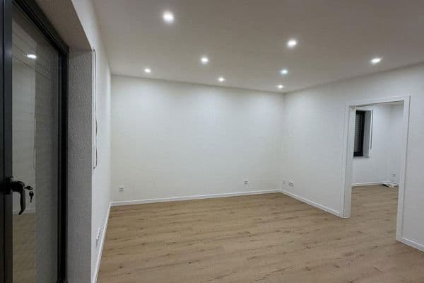Pronájem bytu 3+kk 75 m², Krefeld, Severní Porýní-Vestfálsko Pronájem bytu 3+kk 75 m², Krefeld, Severní Porýní-Vestfálsko