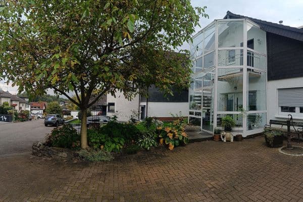 Prodej domu 207 m², pozemek 500 m², Stettiner Str 9, Bergneustadt Prodej domu 207 m², pozemek 500 m², Stettiner Str 9, Bergneustadt