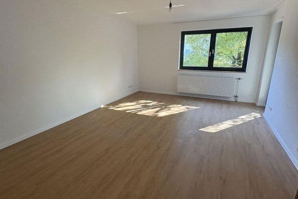 Pronájem bytu 3+1 86 m², Deutsche Str. 131, Dortmund Pronájem bytu 3+1 86 m², Deutsche Str. 131, Dortmund