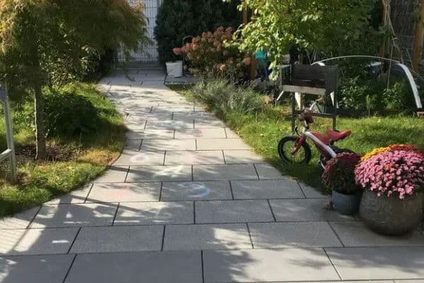 Prodej domu 130 m², pozemek 168 m², Neuss Prodej domu 130 m², pozemek 168 m², Neuss