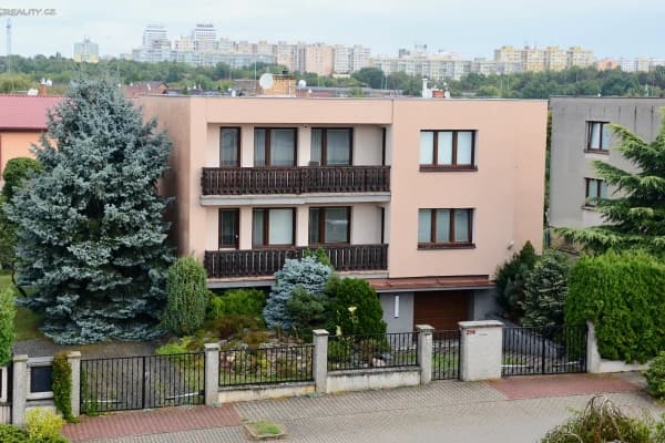Prodej domu 319 m², pozemek 711 m², Za Prodejnou, Praha Prodej domu 319 m², pozemek 711 m², Za Prodejnou, Praha