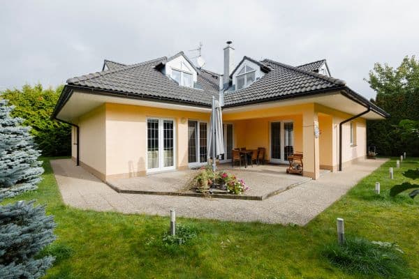 Prodej domu 274 m², pozemek 1.202 m², Karafiátová,  Prodej domu 274 m², pozemek 1.202 m², Karafiátová,
