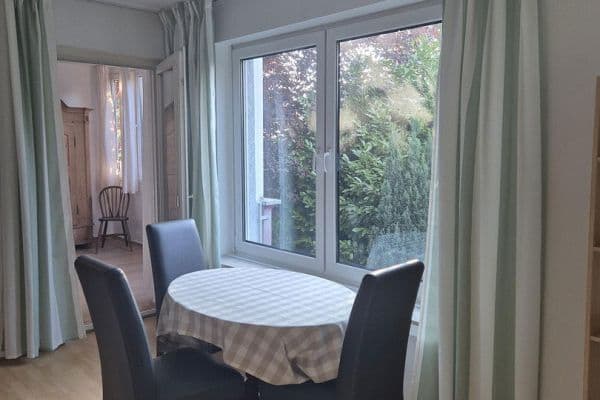 Pronájem bytu 2+1 45 m², Bonn Bad Godesberg Pronájem bytu 2+1 45 m², Bonn Bad Godesberg