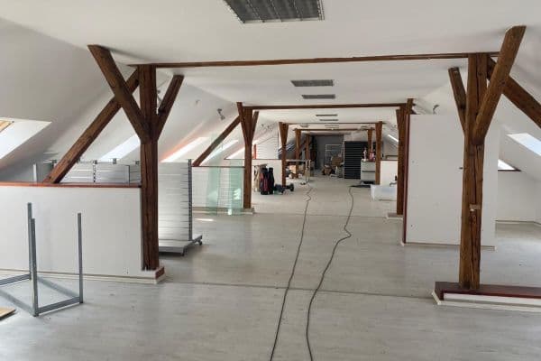 Pronájem nebytového prostoru 500 m², Hlavní město Praha Pronájem nebytového prostoru 500 m², Hlavní město Praha
