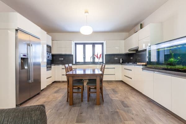 Prodej domu 200 m², pozemek 459 m², Budovcova, Prodej domu 200 m², pozemek 459 m², Budovcova,