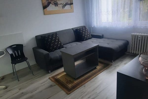 Pronájem bytu 2+kk 36 m², Kunštátská, Poděbrady Pronájem bytu 2+kk 36 m², Kunštátská, Poděbrady