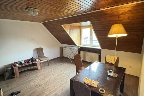 Pronájem bytu 3+1 55 m², Liebknechtstraße 94, Oberhausen Pronájem bytu 3+1 55 m², Liebknechtstraße 94, Oberhausen