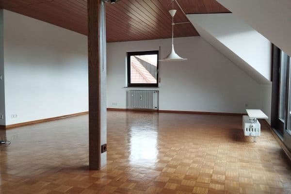 Pronájem bytu 4+1 100 m², Ludwigsburg Pronájem bytu 4+1 100 m², Ludwigsburg