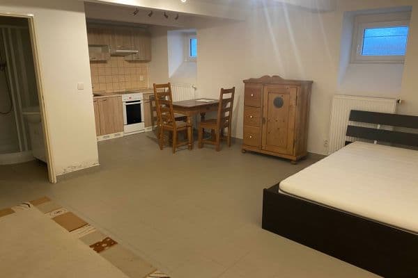 Pronájem bytu 1+kk 33 m², M. J. Lermontova, Hlavní město Praha Pronájem bytu 1+kk 33 m², M. J. Lermontova, Hlavní město Praha