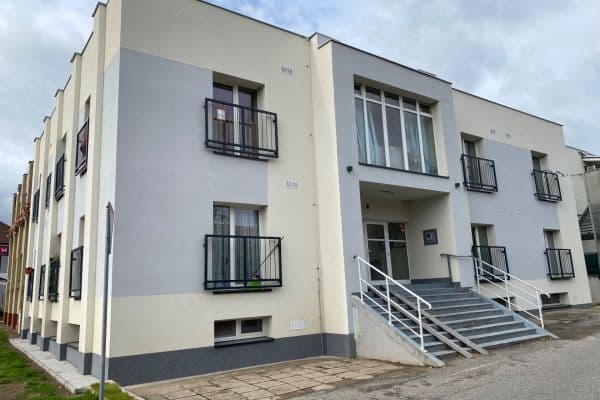 Pronájem bytu 1+kk 35 m², Obecní, Chyňava Pronájem bytu 1+kk 35 m², Obecní, Chyňava
