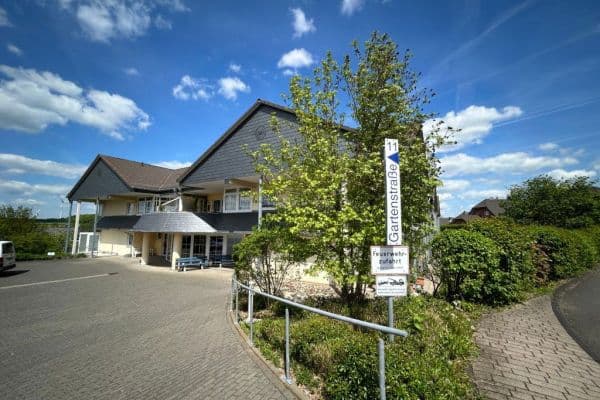 Pronájem bytu 2+1 71 m², Kirchberg Pronájem bytu 2+1 71 m², Kirchberg