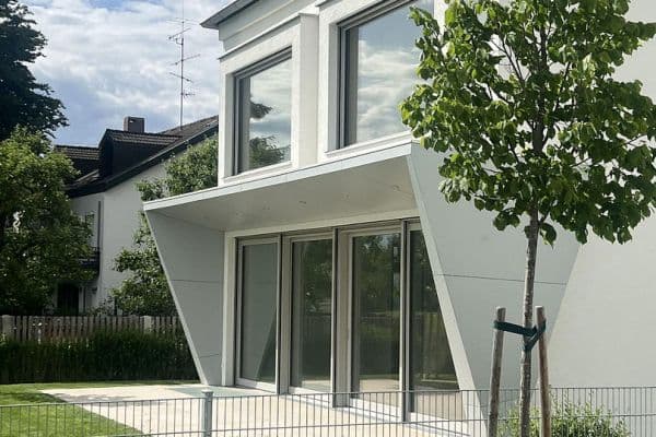 Prodej domu 217 m², pozemek 500 m², Germering, Bavorsko Prodej domu 217 m², pozemek 500 m², Germering, Bavorsko