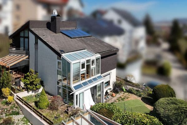 Prodej domu 160 m², pozemek 410 m², Meisenbergweg 16, LEONBERG Prodej domu 160 m², pozemek 410 m², Meisenbergweg 16, LEONBERG