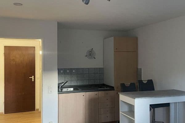 Pronájem bytu 1+1 20 m², Schwarzer Weg 4, Darmstadt Pronájem bytu 1+1 20 m², Schwarzer Weg 4, Darmstadt