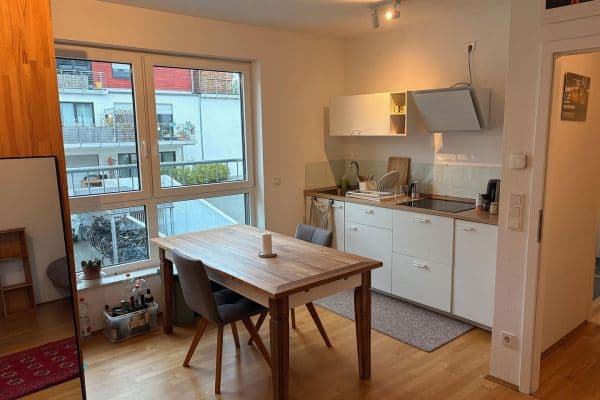 Pronájem bytu 1+1 50 m², Bonn Pronájem bytu 1+1 50 m², Bonn