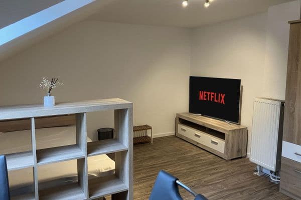 Pronájem bytu 1+kk 30 m², Philosophenweg 3, Fellbach Pronájem bytu 1+kk 30 m², Philosophenweg 3, Fellbach