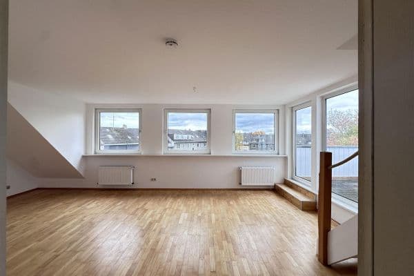 Pronájem bytu 4+1 96 m², Essen Pronájem bytu 4+1 96 m², Essen