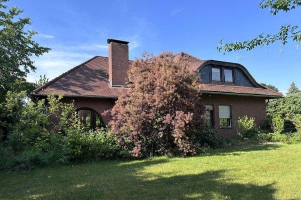 Prodej domu 210 m², pozemek 1.066 m², Vechelde Prodej domu 210 m², pozemek 1.066 m², Vechelde