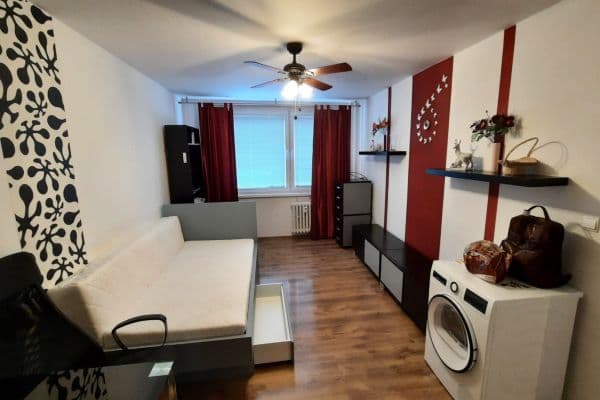 Pronájem bytu 2+kk 43 m², Blattného, Hlavní město Praha Pronájem bytu 2+kk 43 m², Blattného, Hlavní město Praha