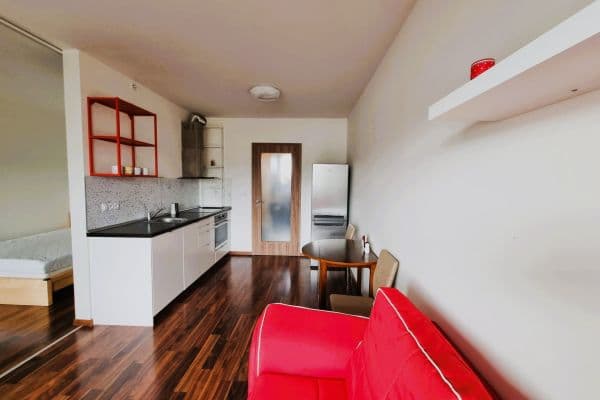 Pronájem bytu 2+kk 42 m², Nyklíčkova, Praha Pronájem bytu 2+kk 42 m², Nyklíčkova, Praha