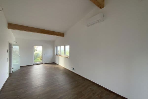 Pronájem kanceláře 60 m², Im Kressgraben 33, Untereisesheim Pronájem kanceláře 60 m², Im Kressgraben 33, Untereisesheim