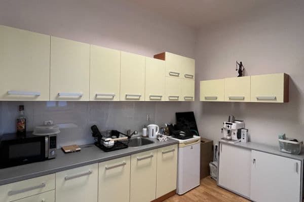 Pronájem kanceláře 22 m², Šantova, Olomouc Pronájem kanceláře 22 m², Šantova, Olomouc