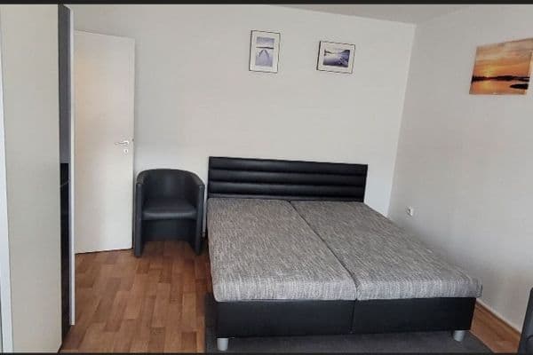 Pronájem bytu 1+kk 35 m², Palackého třída, Pardubice, Pardubický kraj Pronájem bytu 1+kk 35 m², Palackého třída, Pardubice, Pardubický kraj