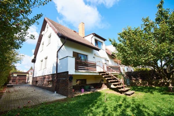 Prodej domu 170 m², pozemek 468 m², K Šedivce, Praha Prodej domu 170 m², pozemek 468 m², K Šedivce, Praha