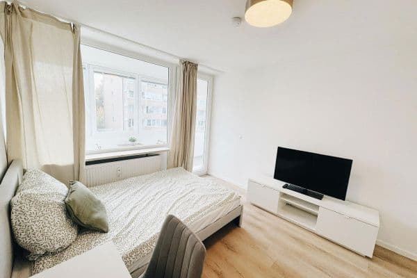 Pronájem bytu  55 m², Landshuter Alle 79, München, Bavorsko Pronájem bytu  55 m², Landshuter Alle 79, München, Bavorsko